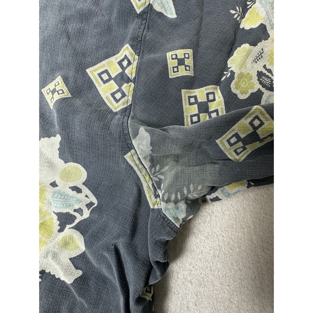 Vintage Tommy Bahama Mens 2XL Floral Geometric Tropical Short Sleeve Silk Shirt - Picture 6 of 13